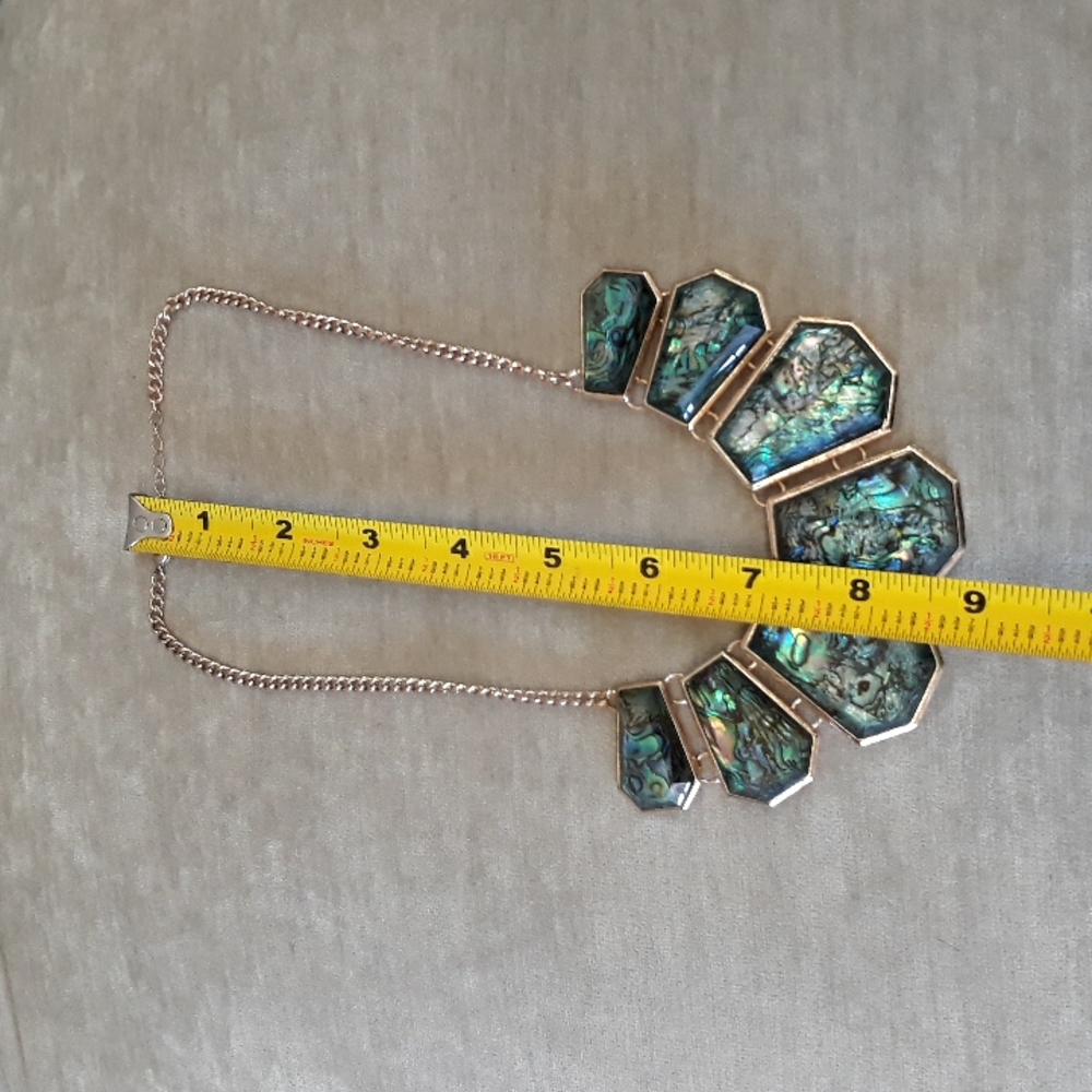 Shell Statement Necklace - Picture 9 of 12